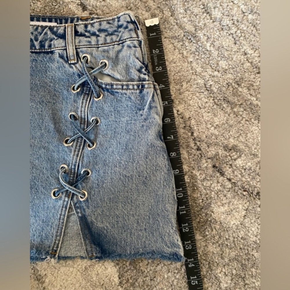 Zara Denim Mini Skirt with Lace Up Detail Size L 🔥 - Picture 4 of 8